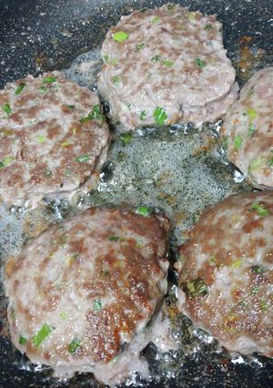 万能ねぎと合挽肉-レシピのメイン写真