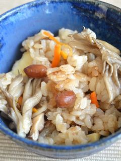 みそピーときのこの炊き込みご飯-レシピのメイン写真