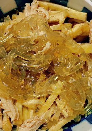 ところてんに揚とチキン混ぜてポン酢で和え-レシピのメイン写真