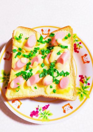 魚肉ソーセージとマヨネーズのトースト-レシピのメイン写真