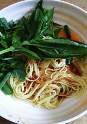 薬味とハーブの油そば-レシピのメイン写真