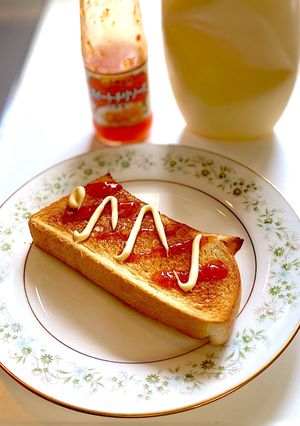 エビマヨが好きな方に♪チリマヨトースト-レシピのメイン写真