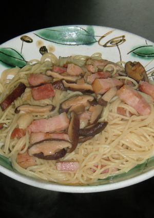 ベーコンと椎茸のオリガリバタパスタ-レシピのメイン写真