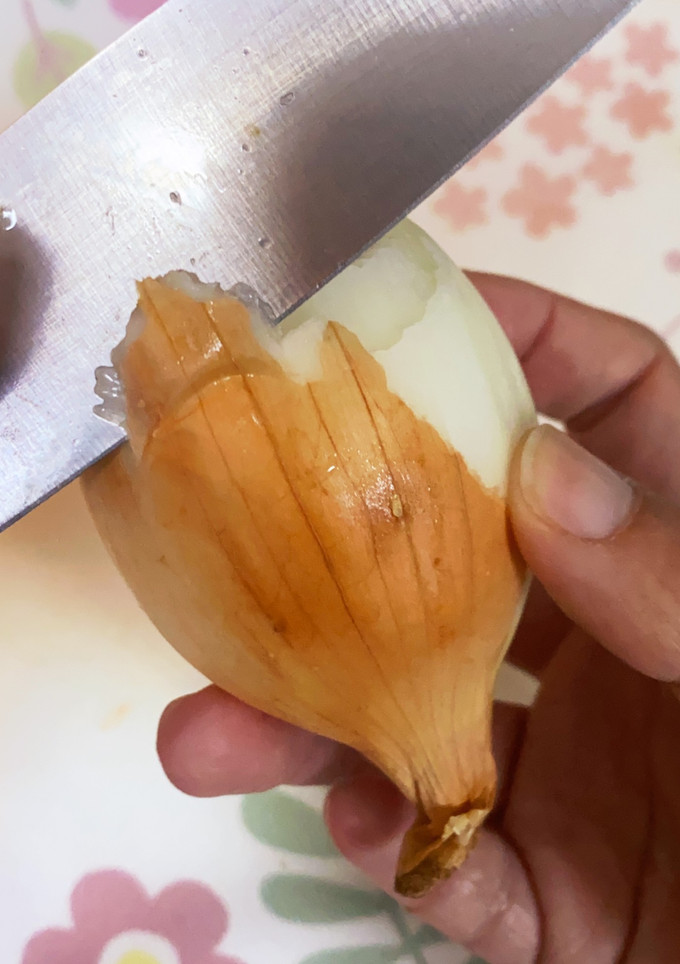 簡単！ずぼら！玉ねぎの皮むき-レシピのメイン写真