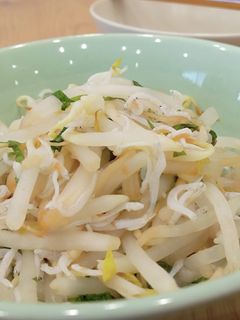 大葉ともやしとしらすの梅肉和え-レシピのメイン写真