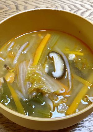 酸っぱいキムチで酸辣湯風スープ-レシピのメイン写真
