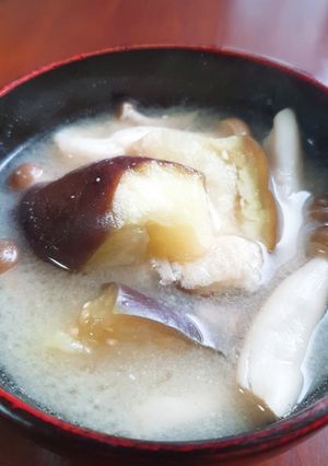 黒くならない茄子のお味噌汁や煮物-レシピのメイン写真