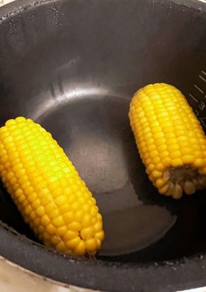 カンタン！甘い☆炊飯器で蒸しとうもろこし-レシピのメイン写真