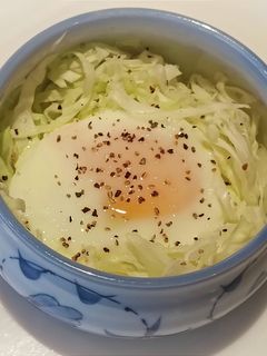 2分でデキル☆超簡単!キャベツの巣ごもり-レシピのメイン写真