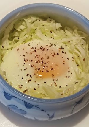 2分でデキル☆超簡単！キャベツの巣ごもり-レシピのメイン写真