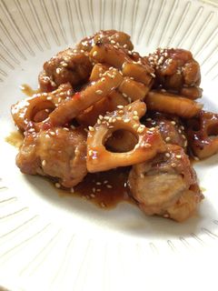 食欲の秋!蓮根と豚肉のピリ辛炒め-レシピのメイン写真