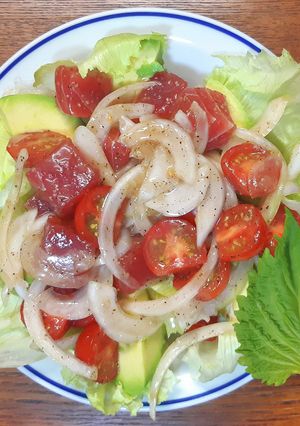 マグロとアボカドのポキ兼サラダ-レシピのメイン写真