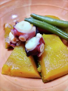 タコとカボチャの煮物-レシピのメイン写真