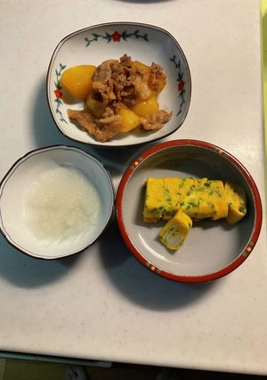 肉じゃが、細葱卵の卵焼き、大根おろし-レシピのメイン写真