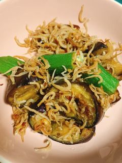 ナスとオクラとしらすのおかか醤油炒め-レシピのメイン写真