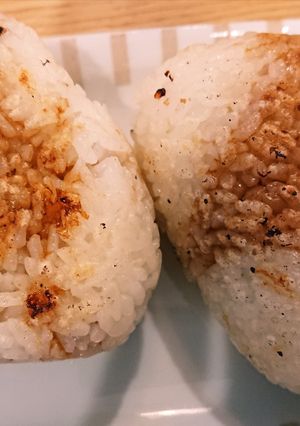 チーズが入った焼おにぎり-レシピのメイン写真