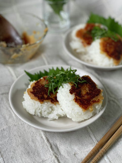 簡単レシピ☆チーズ味噌焼きおにぎり-レシピのメイン写真