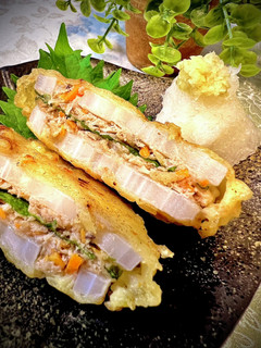 蓮根の挟み揚げ【大葉、たくさんの野菜入】-レシピのメイン写真