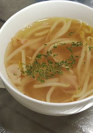 かんたんコンソメスープ～もやし入り-レシピのメイン写真