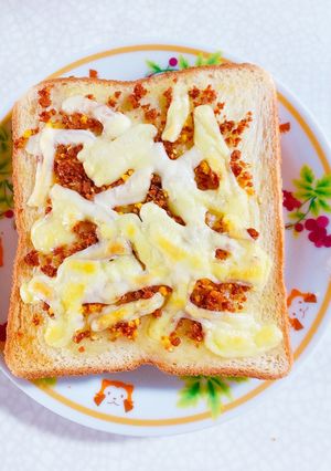 とりたまごそぼろふりかけのトースト-レシピのメイン写真