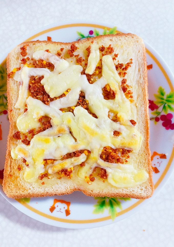 とりたまごそぼろふりかけのトースト-レシピのメイン写真