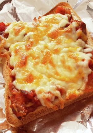 さば缶のトマトカレーを使ったトースト-レシピのメイン写真
