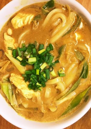 豆乳カレーかしわうどん-レシピのメイン写真