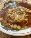 簡単　醤油ラーメンスープ　余った麺に是非