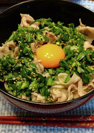 やみつきニラだれうどん-レシピのメイン写真