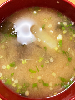 じゃがいもとわかめのお味噌汁♬-レシピのメイン写真