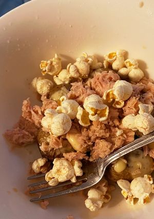 シーチキじゃがチー・ニンニク味ポップのせ-レシピのメイン写真