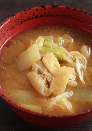 お揚げと白菜の味噌汁-レシピのメイン写真
