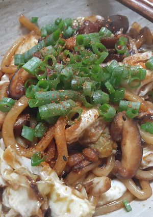 納豆とキャベツの味噌焼きうどん-レシピのメイン写真