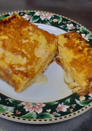 焦がしチーズでコーティングした卵焼き-レシピのメイン写真