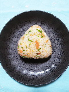アスリートおにぎり 鮭シソ酢-レシピのメイン写真