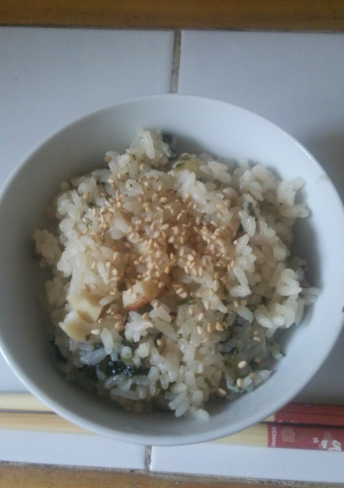 ちくわとしめじとワカメの炊き込みご飯-レシピのメイン写真