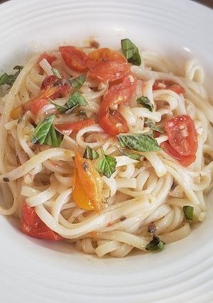アンチョビとミニトマトのうどん-レシピのメイン写真