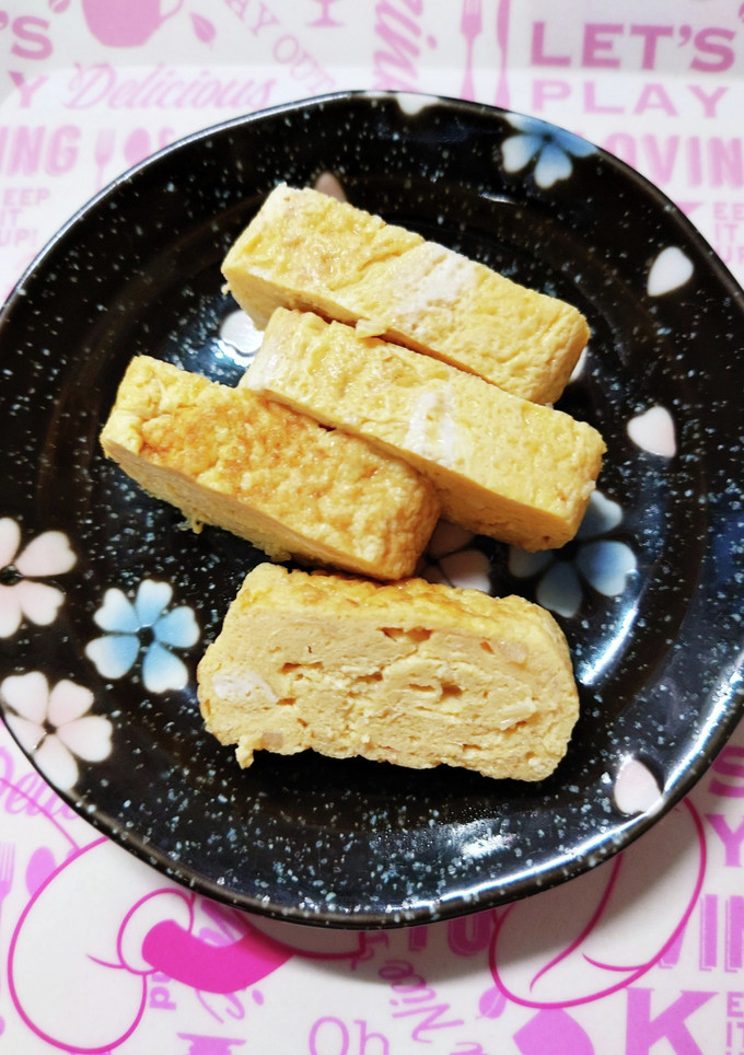 鶏ガラでだし巻き風たまご焼き♪-レシピのメイン写真