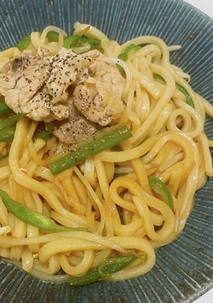 豚こまとピーマンの焼きうどん-レシピのメイン写真