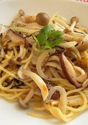 たっぷりキノコの和風カルボナーラ-レシピのメイン写真