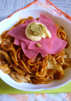 ビアソ載せナポリタン焼きそば-レシピのメイン写真