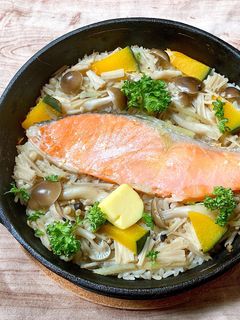 鮭ときのこの炊き込みご飯-レシピのメイン写真