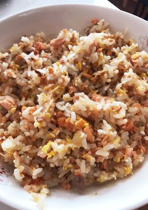 子どもが喜ぶ鮭チャーハン-レシピのメイン写真