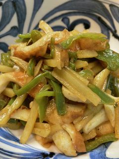 たっぷりピーマンとじゃがいものカレー炒め-レシピのメイン写真