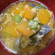 オクラとカボチャのコンソメ卵スープ♪