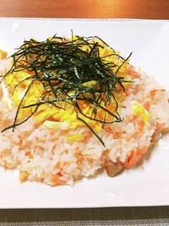 めちゃ簡単鮭のちらし寿司《無塩すし飯》-レシピのメイン写真