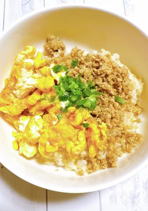 絶品♪さばほぐしと甘たまご丼-レシピのメイン写真