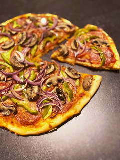 のせて焼くだけ☆20分でできる本格ピザ-レシピのメイン写真