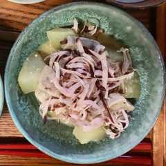 รูปของ ちむどん飯！重子に捧げる冬瓜の味噌煮込み