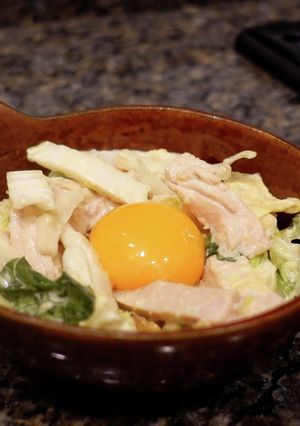 中華風チキン月見サラダ-レシピのメイン写真
